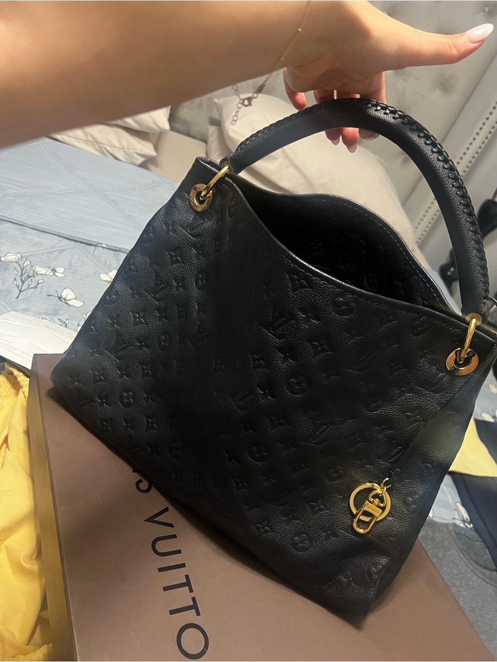 Louis Vuitton Black Monogram-Embossed Leather Shoulder Bag with Gold Hardware - Picture 2 of 16